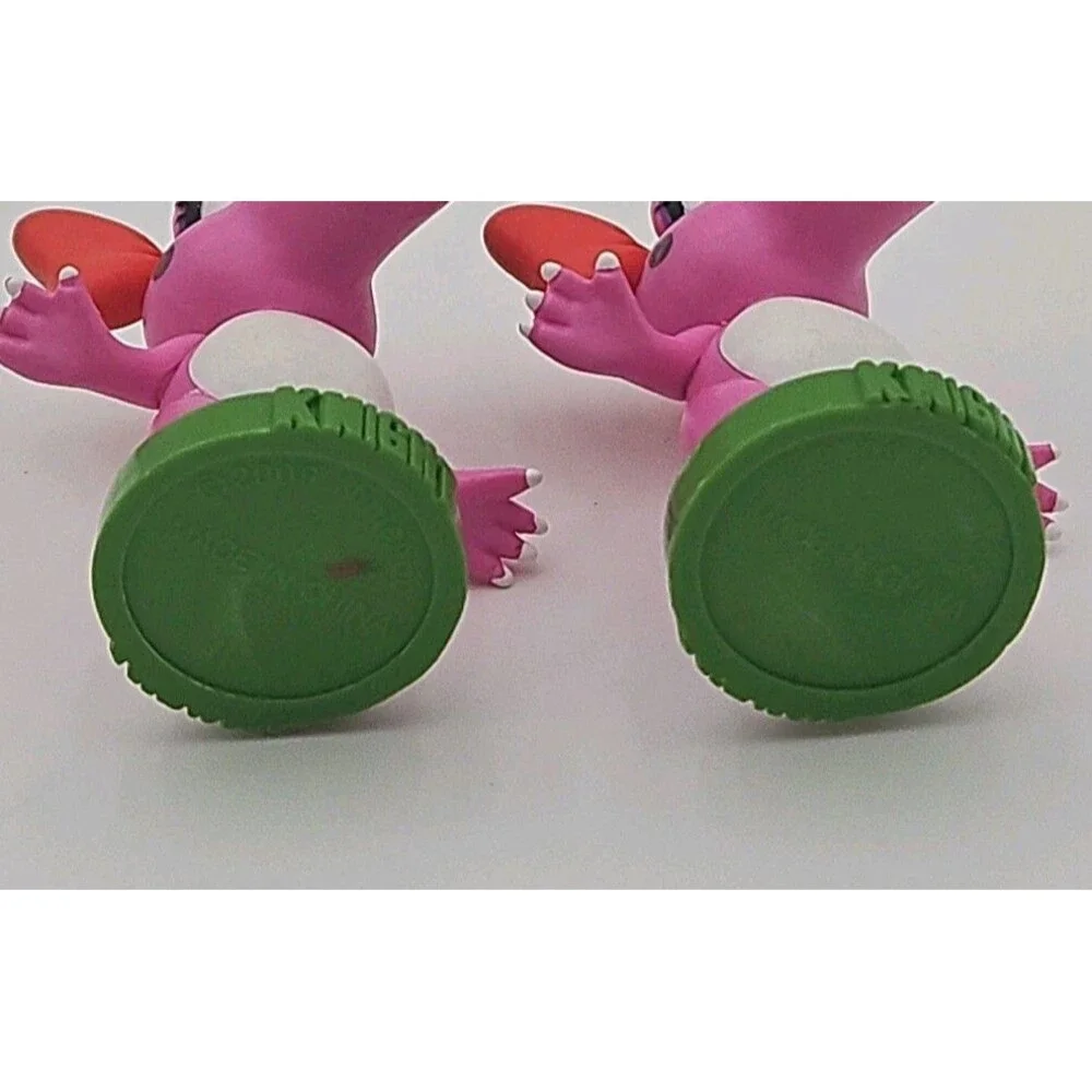 SUPER MARIO CHESS Yoshi Knight Replacement Pieces lot of 2